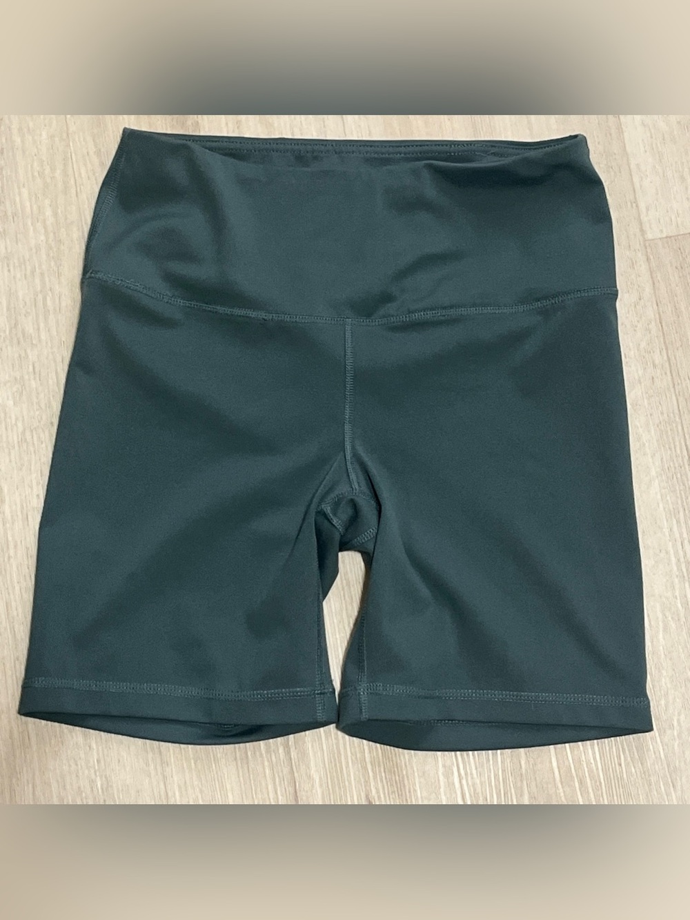 Yogalicious High-Waist Bike Shorts in Sage Green